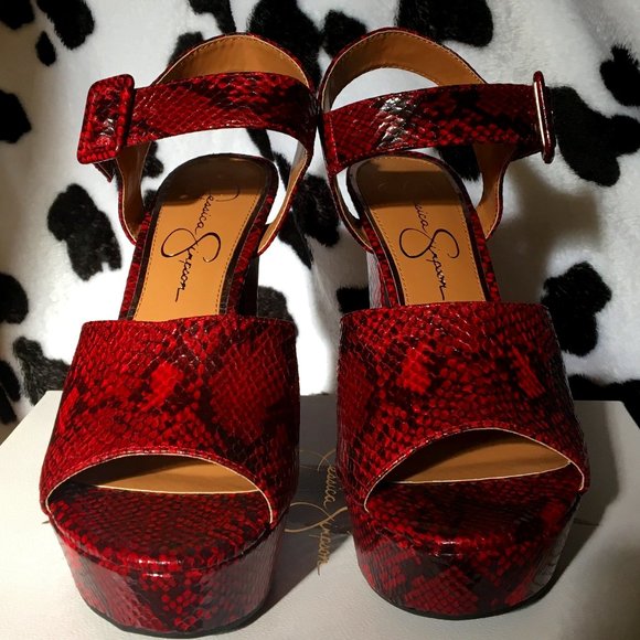 Jessica Simpson Js-Bilick in Sangria - Picture 1 of 7